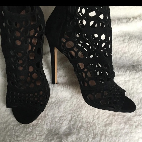 BCBG leather heels - Picture 9 of 10